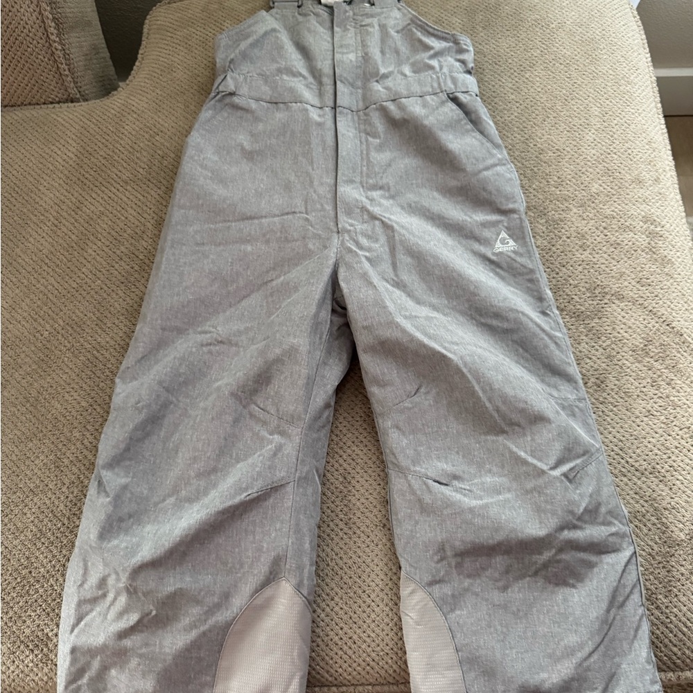 Size 7 kids snow bib